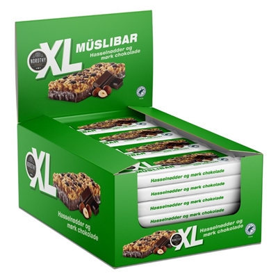 Grøn pakke med XL Müsli Bar, hasselnødder og mørk chokolade. Hvid tekst og billeder af baren.